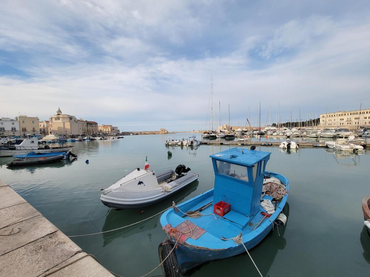 Апартаменти Giovinazzo Historic Apulia Old Town Stone House With Private Patio Екстер'єр фото