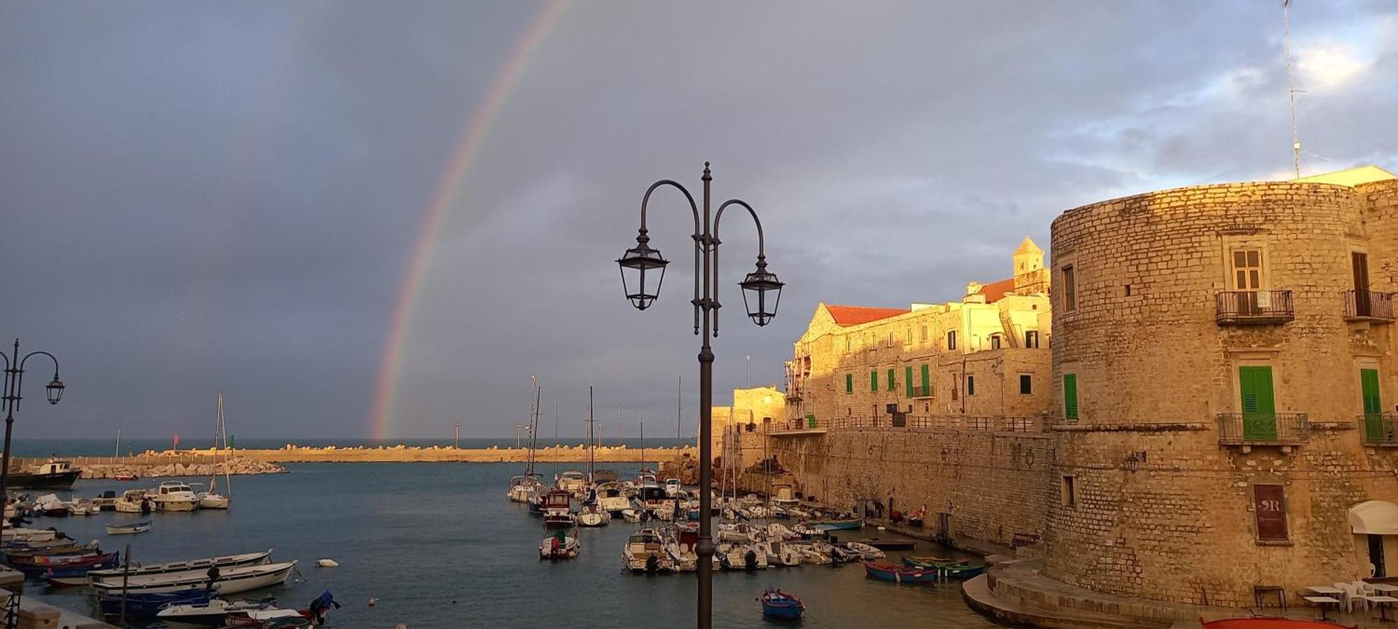 Апартаменти Giovinazzo Historic Apulia Old Town Stone House With Private Patio Екстер'єр фото